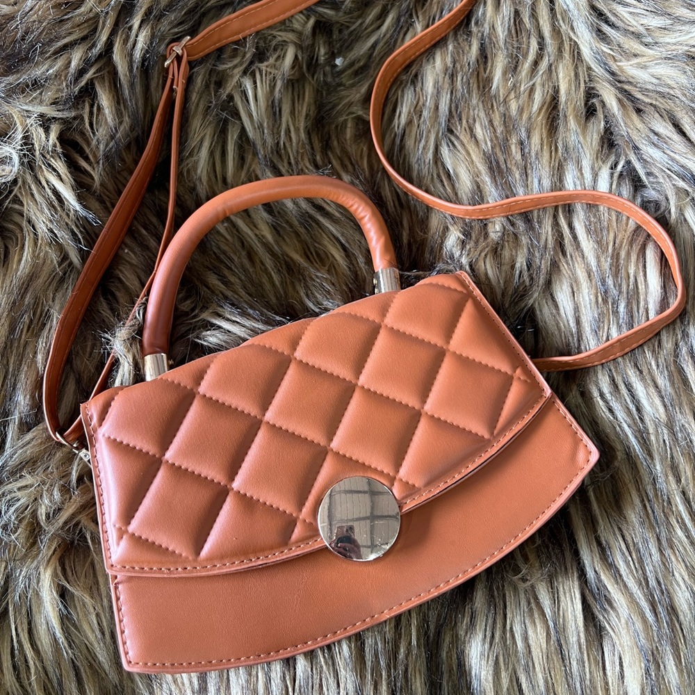 Elegant Tan Quilted Handbag